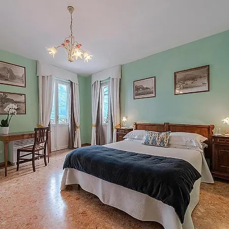 فيلة Calozzo Sleeps 12 Pool Air Con Wifi *