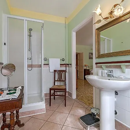 Calozzo Sleeps 12 Pool Air Con Wifi فيلة Carlazzo