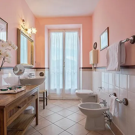 Calozzo Sleeps 12 Pool Air Con Wifi فيلة